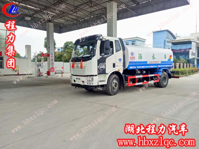 2019/06/27/，胡總在程力集團(tuán)自提一輛14方解放J6灑水車，單號：25199/70129