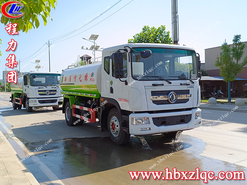 程力集團(tuán)東風(fēng)D9灑水車發(fā)車前往內(nèi)蒙古通遼市，為內(nèi)蒙抗旱救災(zāi)盡一份力！